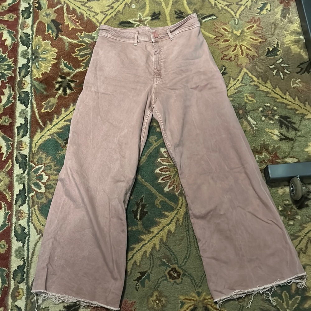 High waisted jeans